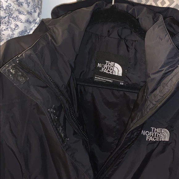 XS north face jacket - Picture 3 of 4
